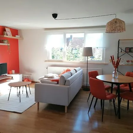 L'abri En Orange